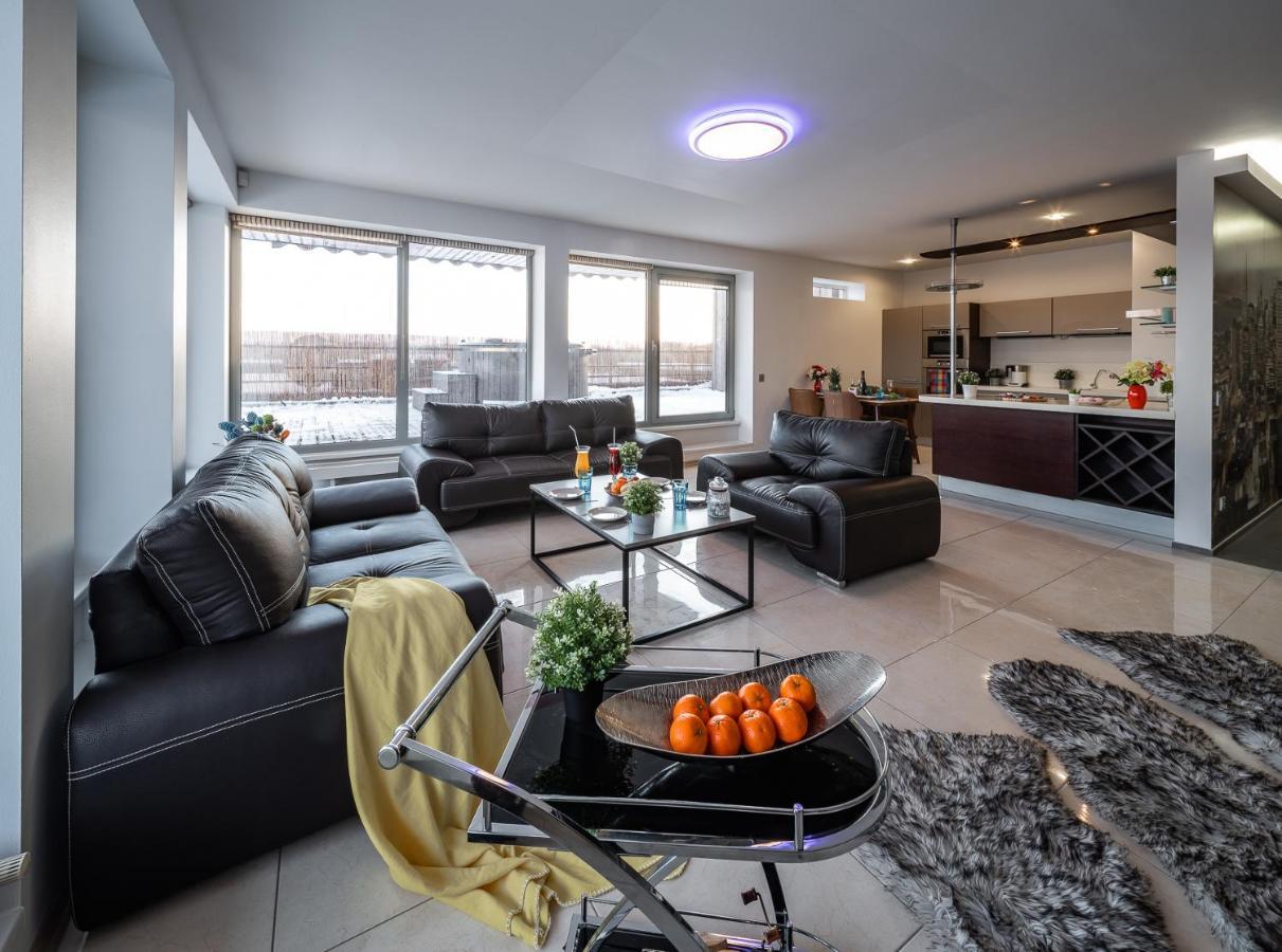 Skyhouse Riga Lux Penthouse & Spa Extérieur photo